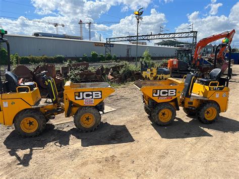 mini digger and driver hire harlow|Mini Digger Hire in Harlow .